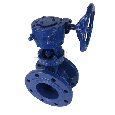 Double flanged butterfly valve with handwheel